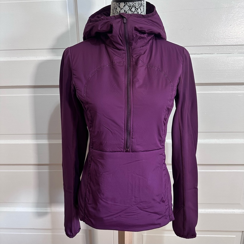Lululemon Run For Cold Pullover Hoodie Jacket Size 6 Plum Purple Insulated $198